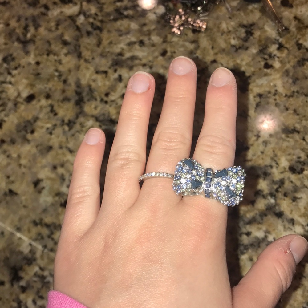 Bow ring